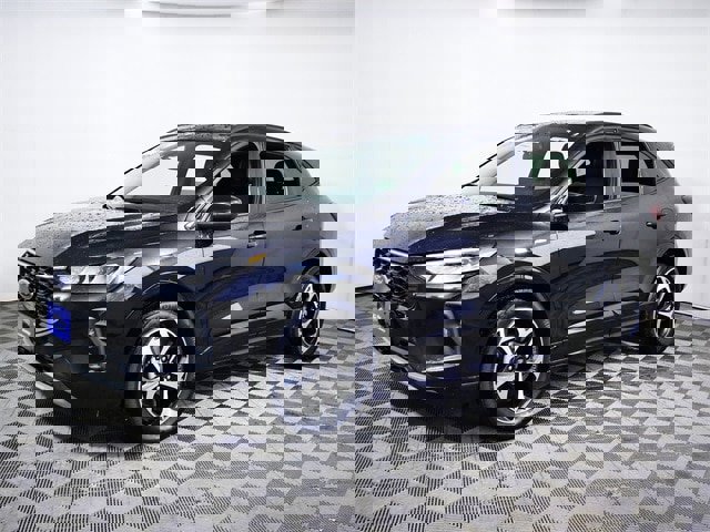 Certified 2023 Ford Escape ST-Line Select w/ Tech Pack #2 image 5