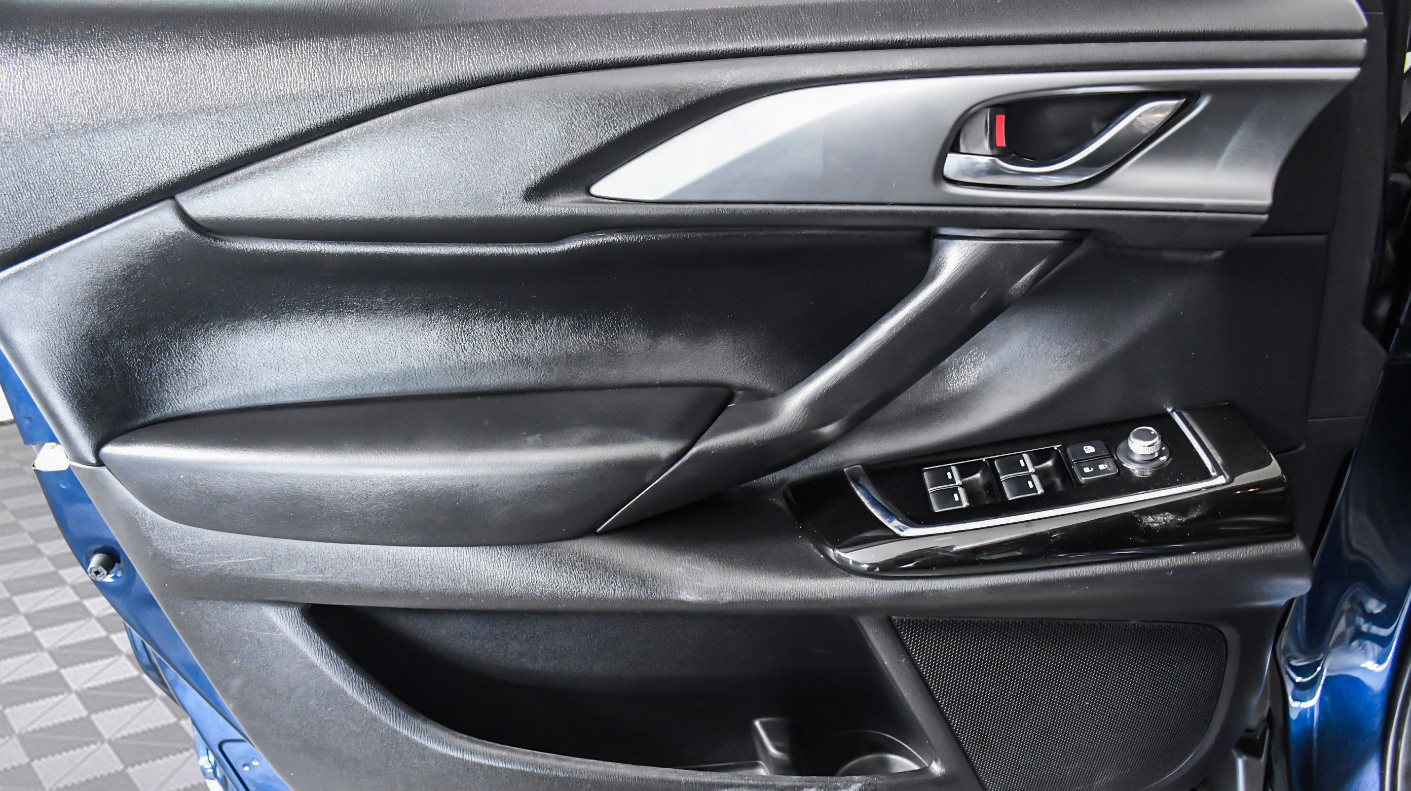 Used 2023 MAZDA CX-9 Touring image 21