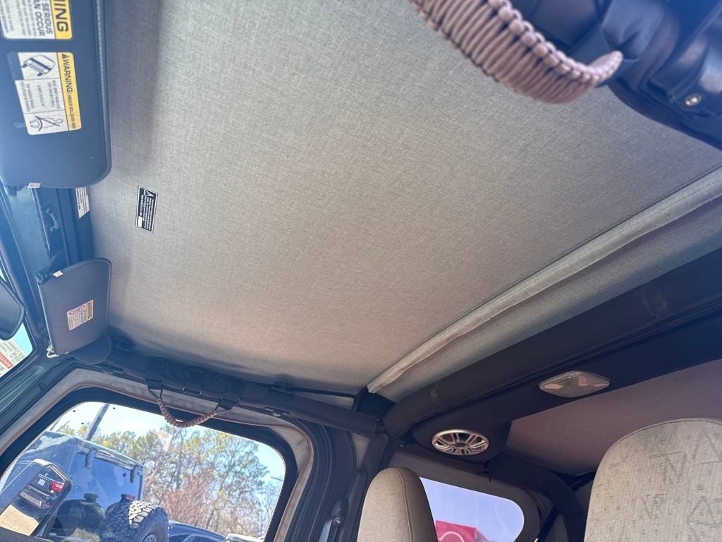 Used 2001 Jeep Wrangler SE image 22