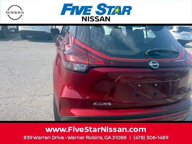 Used 2023 Nissan Kicks SR w/ SR Premium Package FWD image 12