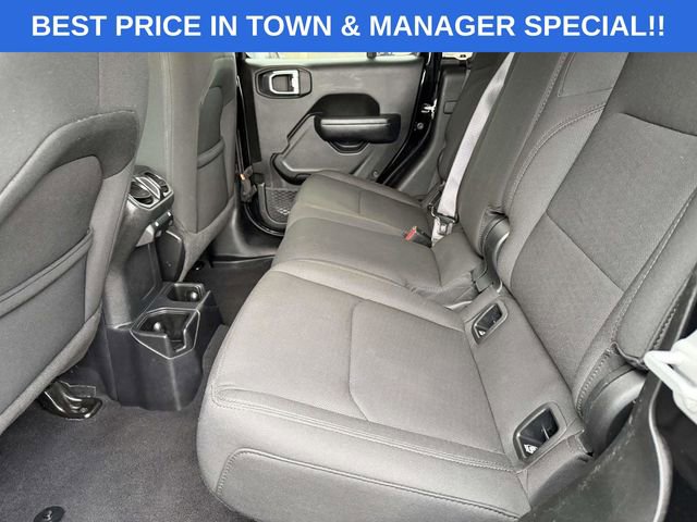 Used 2023 Jeep Gladiator Sport image 11