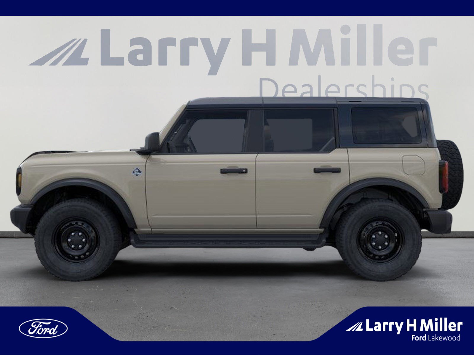 New 2026 Ford Bronco Outer Banks image 3