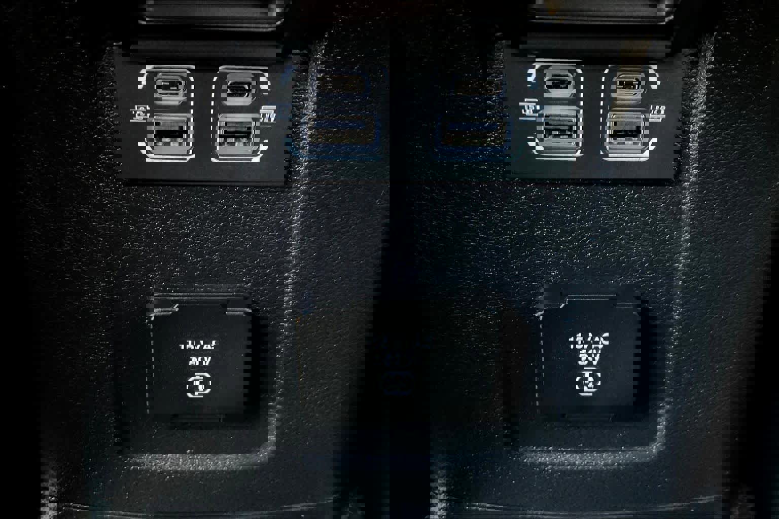 Used 2022 Jeep Wrangler Unlimited Sahara w/ Cold Weather Group image 56