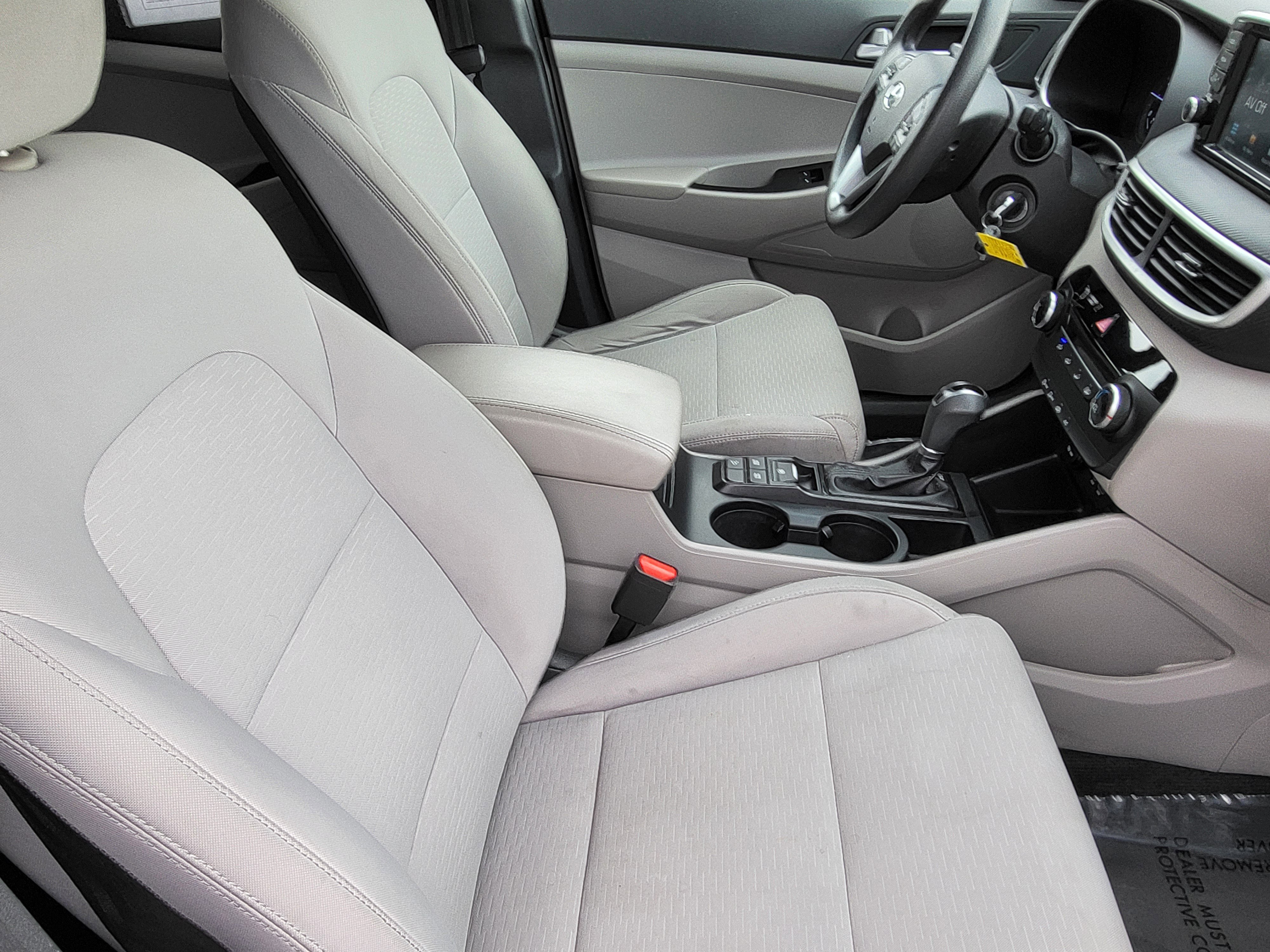 Used 2020 Hyundai Tucson SE image 13