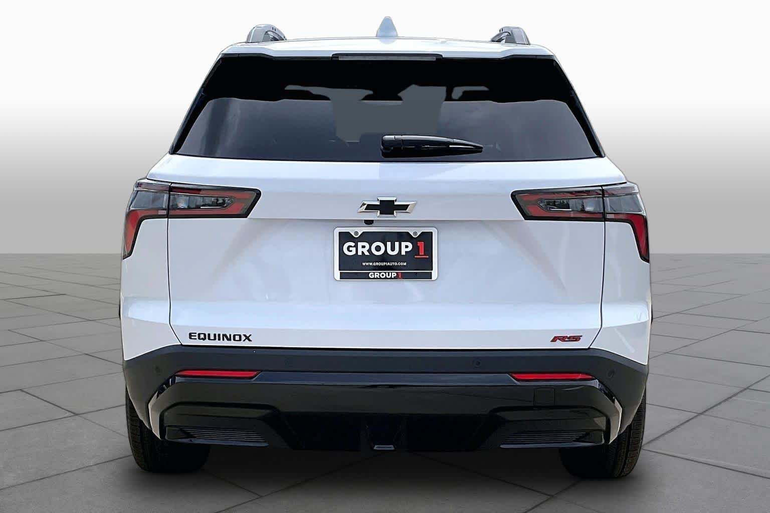 New 2027 Chevrolet Equinox RS FWD image 5