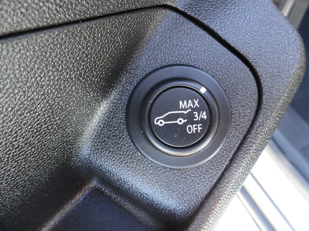 Used 2019 GMC Terrain SLT w/ Preferred Package FWD image 22