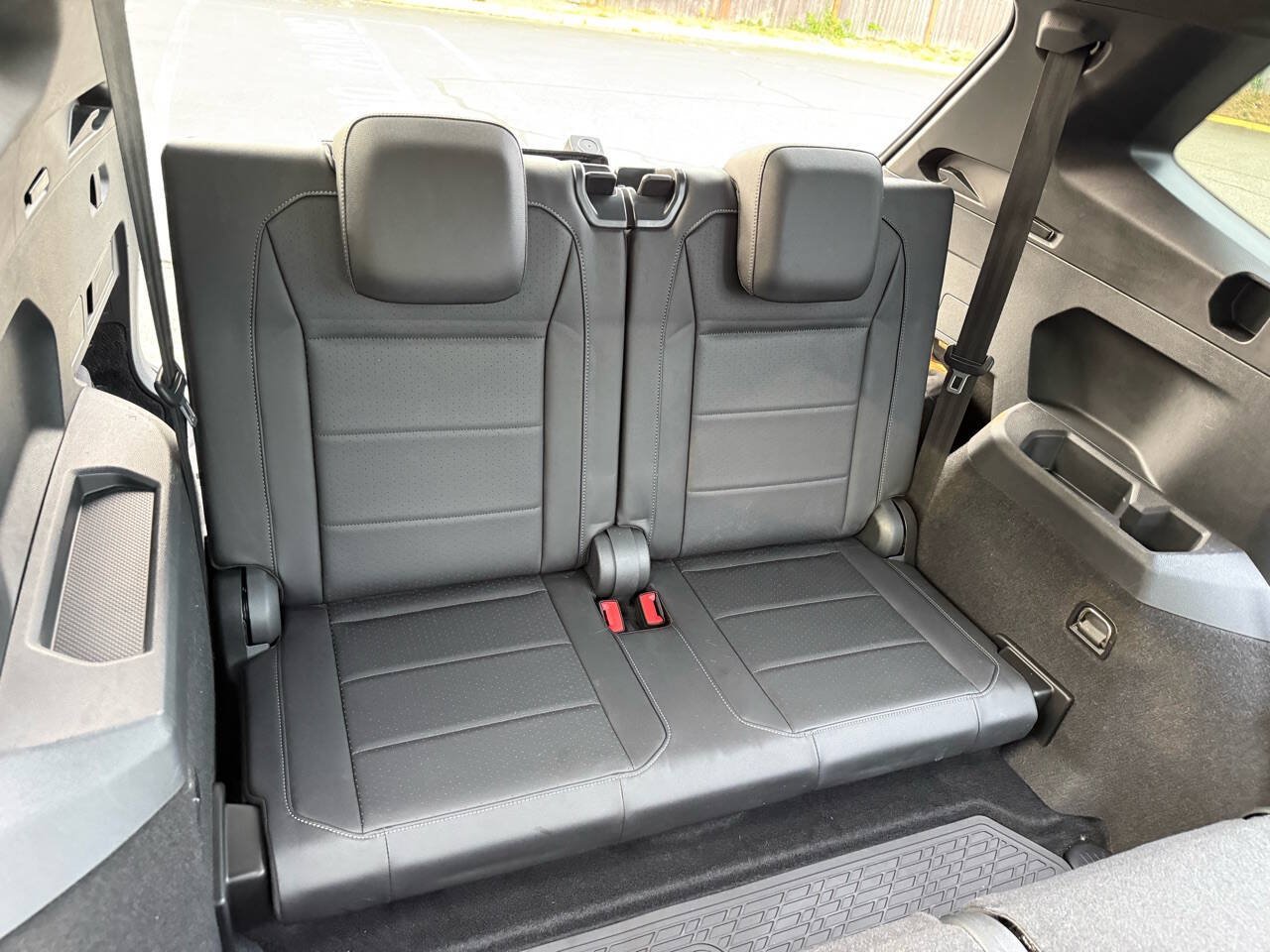 Used 2020 Volkswagen Tiguan SE R-Line w/ 3rd Row Seat Package AWD/4WD image 63