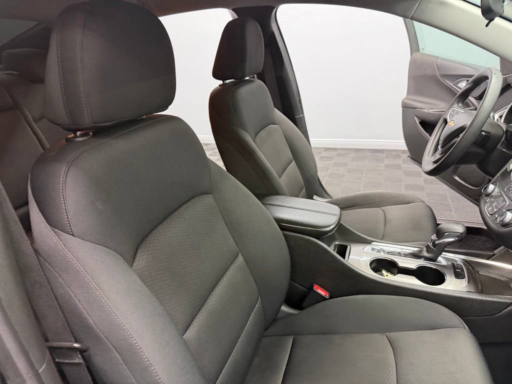 Used 2022 Chevrolet Malibu LT FWD image 51