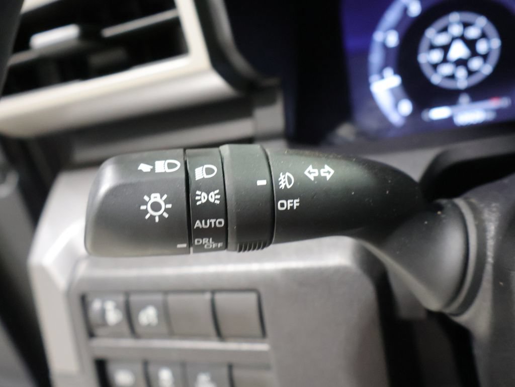 Used 2025 Toyota Tacoma TRD Off-Road w/ TRD Off Road Upgrade Package AWD/4WD image 37