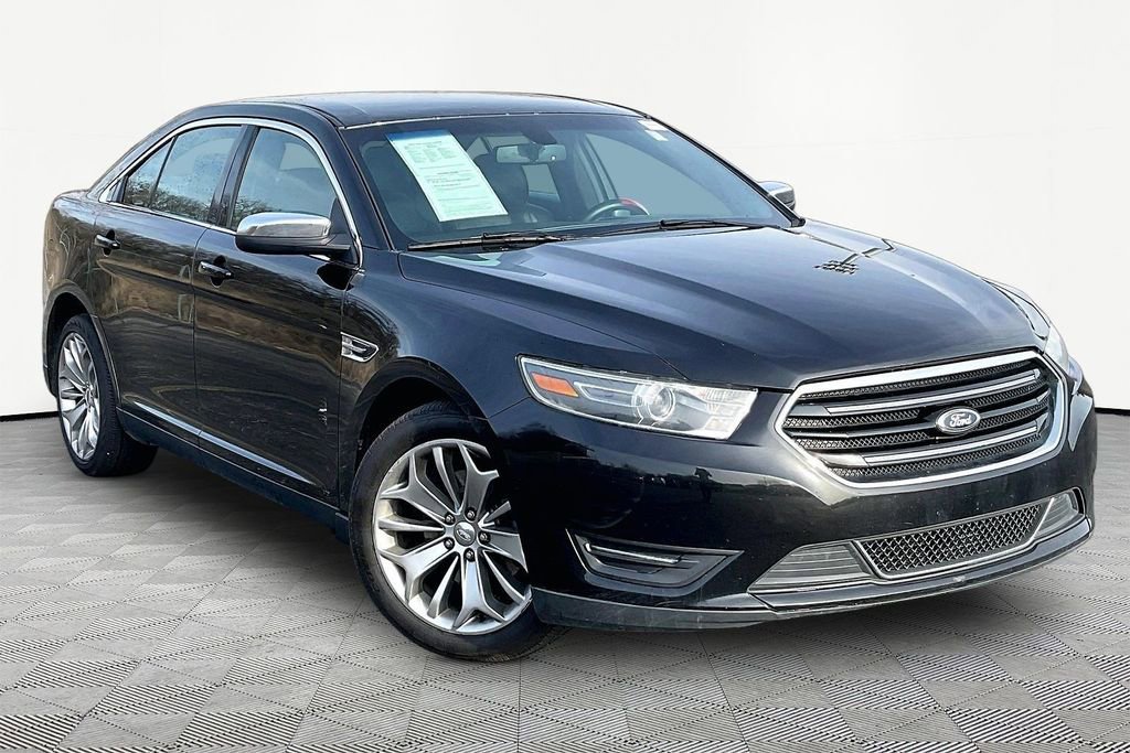 Used 2015 Ford Taurus Limited image 3