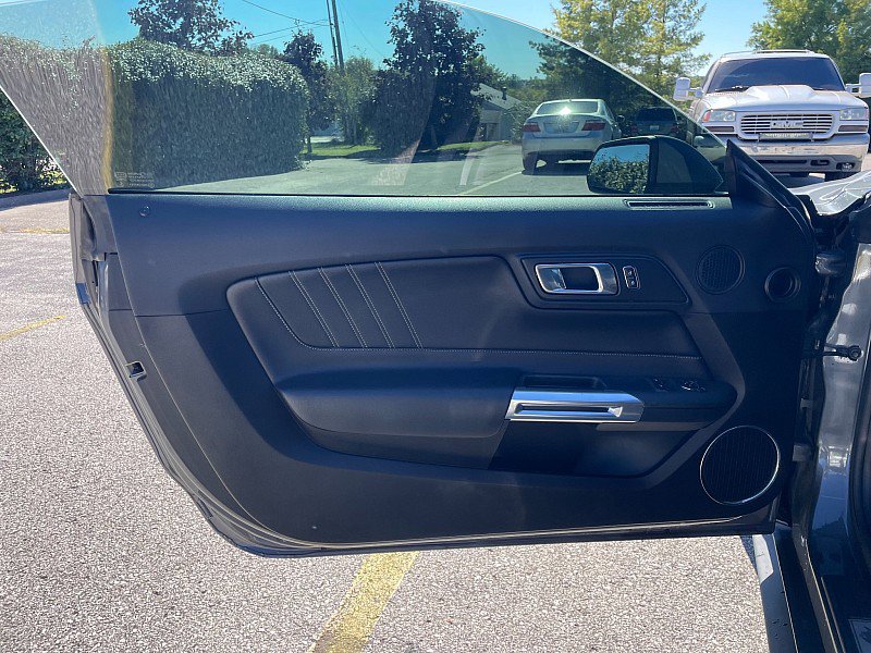 Used 2021 Ford Mustang Premium image 11