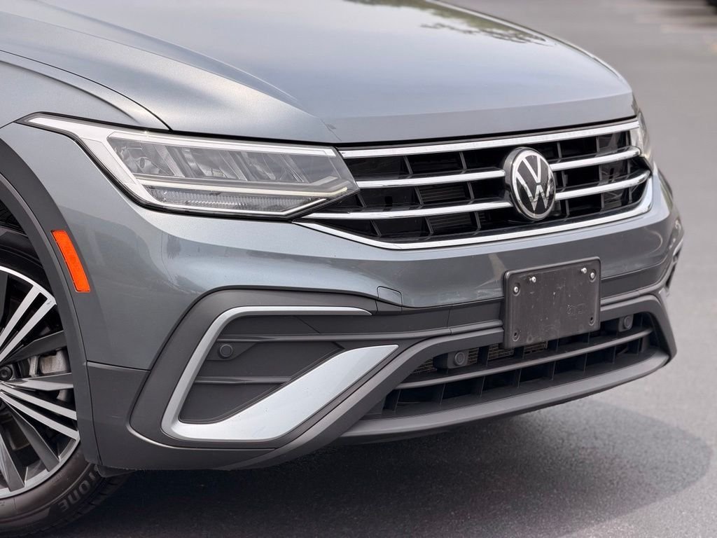 Used 2024 Volkswagen Tiguan Wolfsburg Edition AWD/4WD image 6