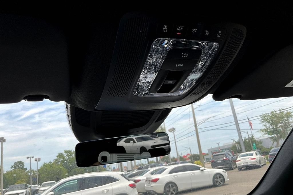 Used 2024 Mercedes-Benz GLE 350 4MATIC image 16