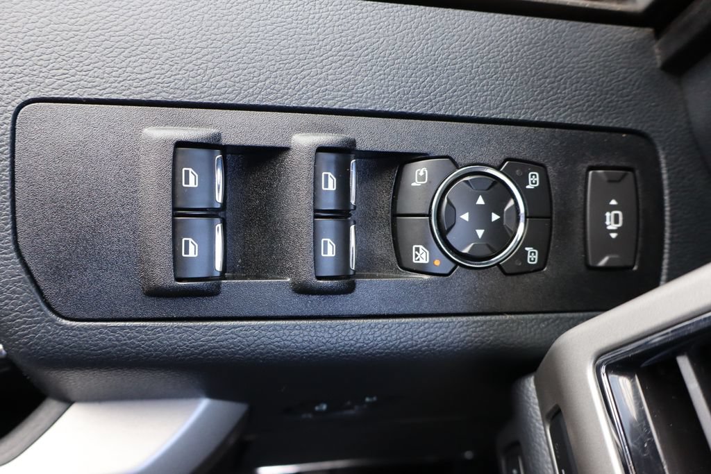Used 2022 Ford F350 Lariat w/ Lariat Ultimate Package AWD/4WD image 22