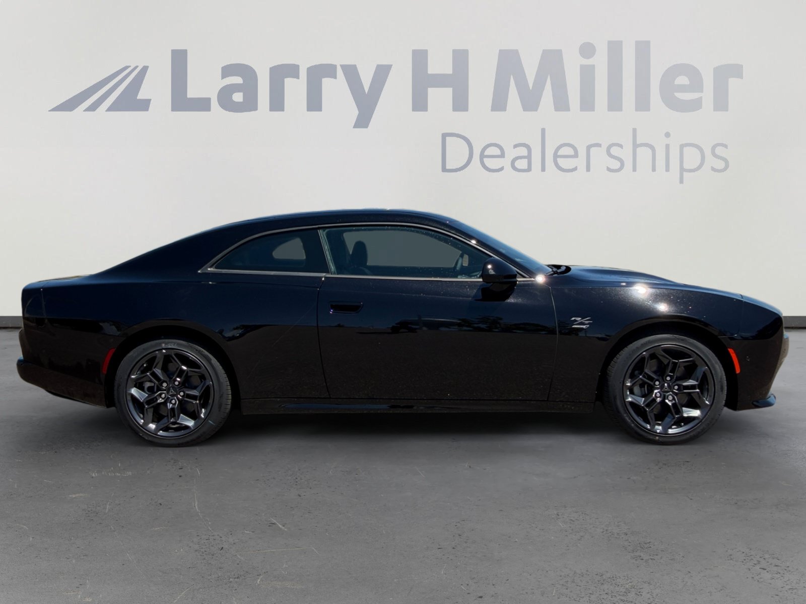 New 2025 Dodge Charger Daytona R/T w/ Quick Order Package 25M R/T AWD/4WD image 7