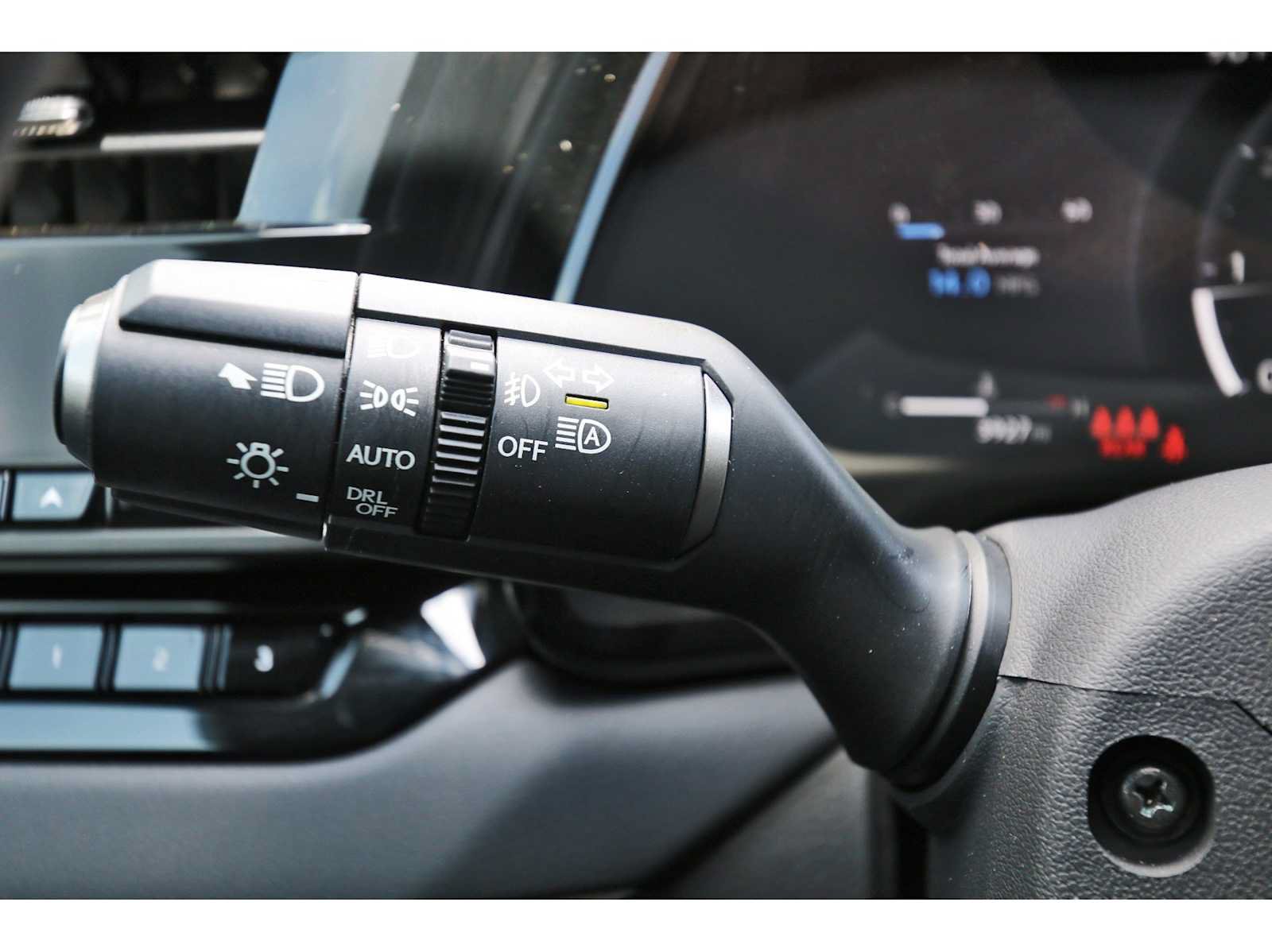 Used 2025 Lexus RX 350 Premium w/ Accessory Package (Z1) FWD image 17