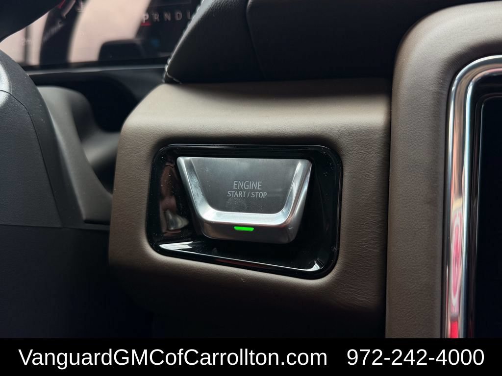 New 2026 GMC Yukon Denali Ultimate AWD/4WD image 19