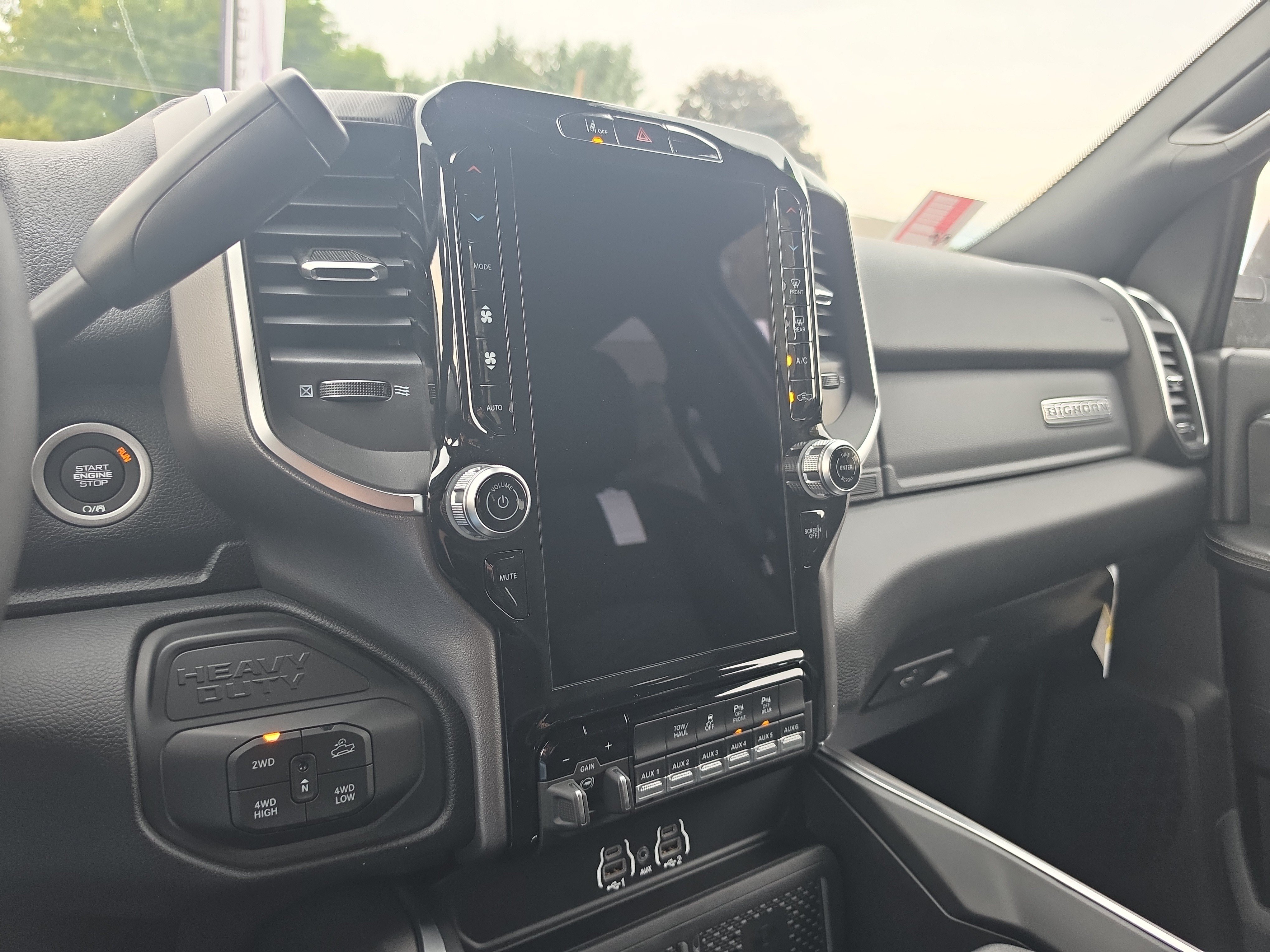 New 2027 RAM 2500 Big Horn AWD/4WD image 25
