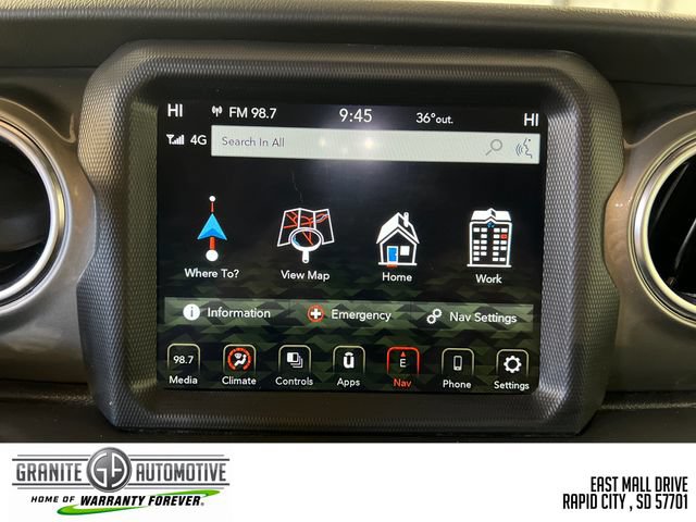 Used 2023 Jeep Wrangler Unlimited Sahara AWD/4WD image 19