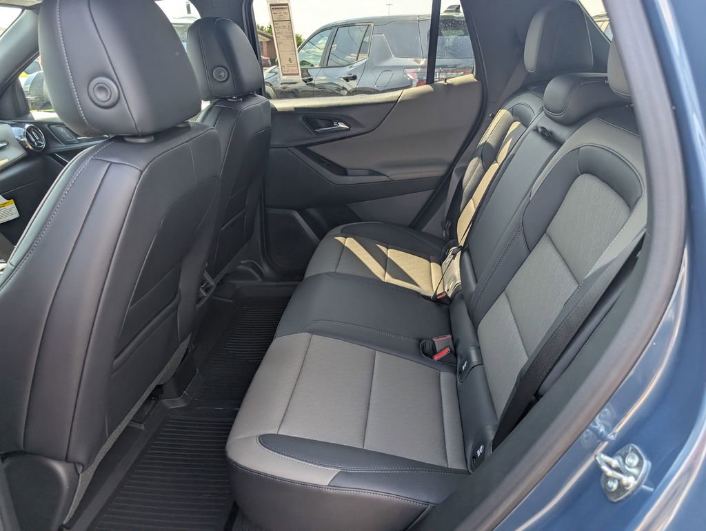 New 2026 Chevrolet Equinox LT AWD/4WD image 9