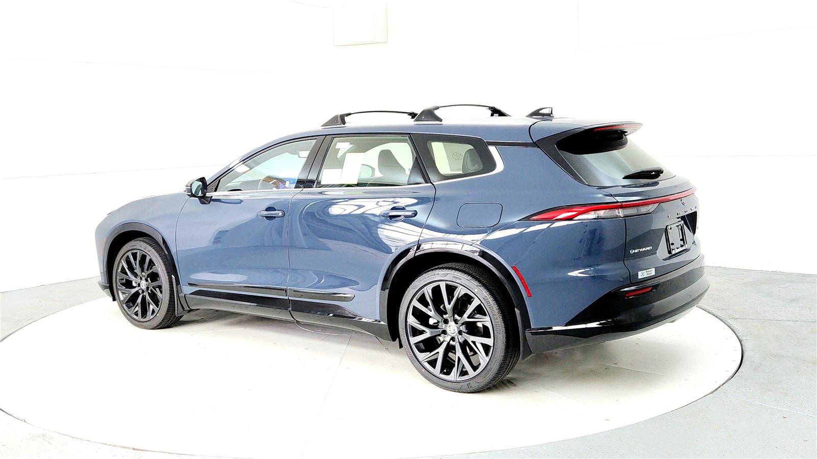 New 2026 Toyota Crown Signia image 4