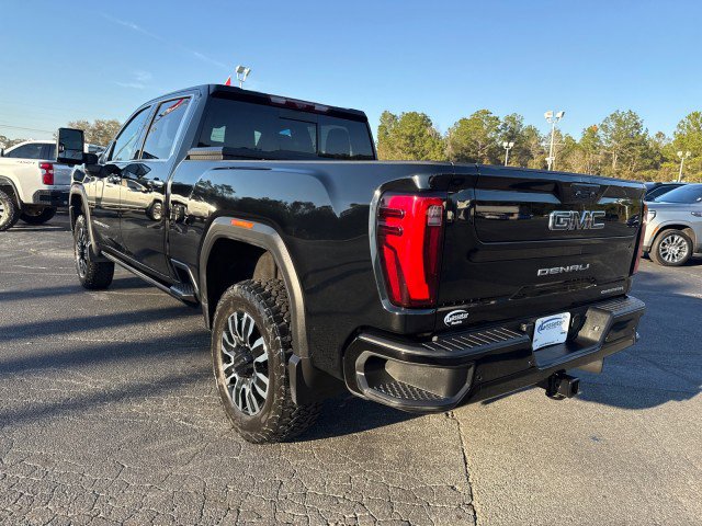 Used 2024 GMC Sierra 2500 Denali Ultimate w/ Max Trailering Package AWD/4WD image 7