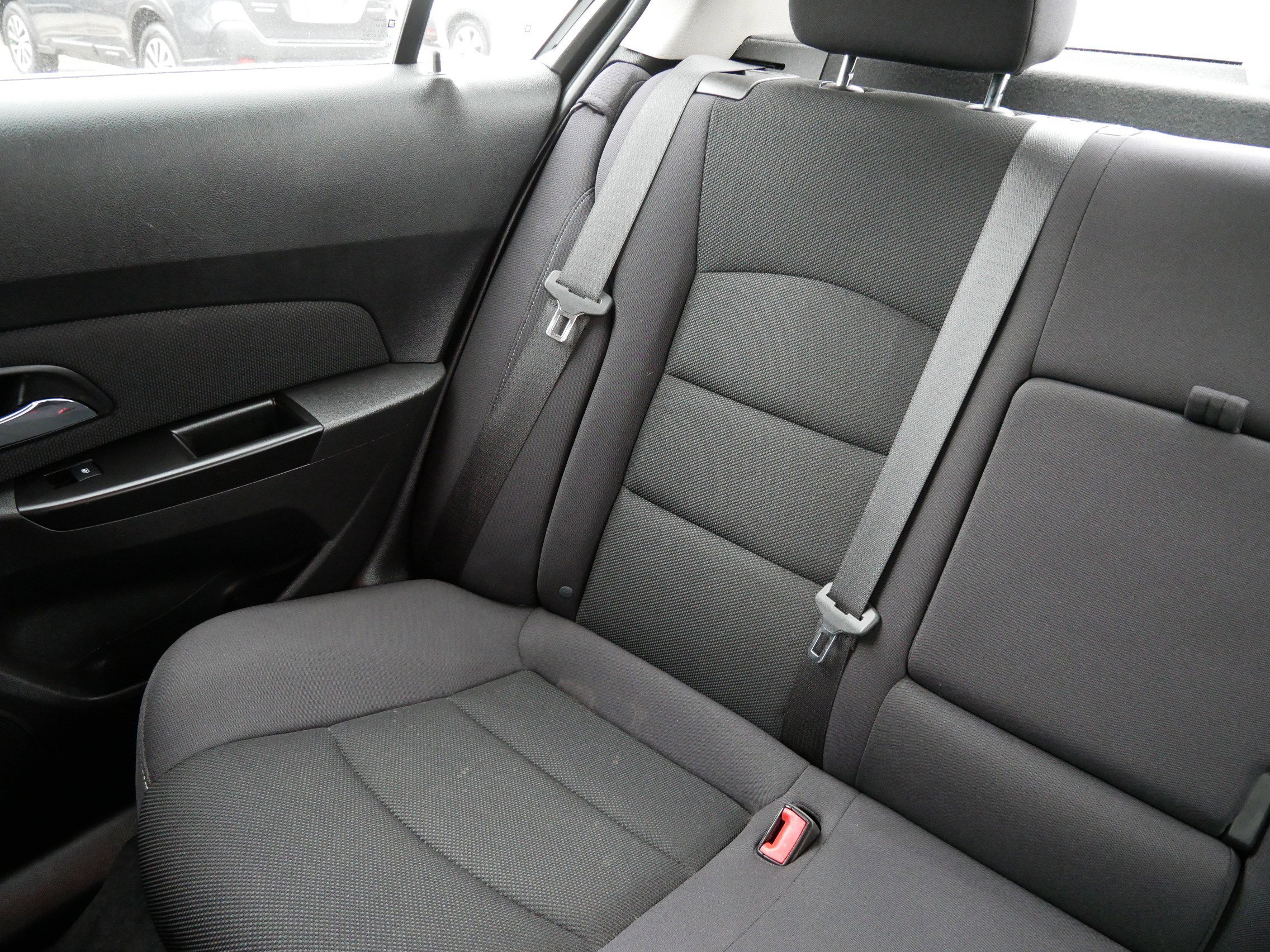 Used 2014 Chevrolet Cruze LT image 12