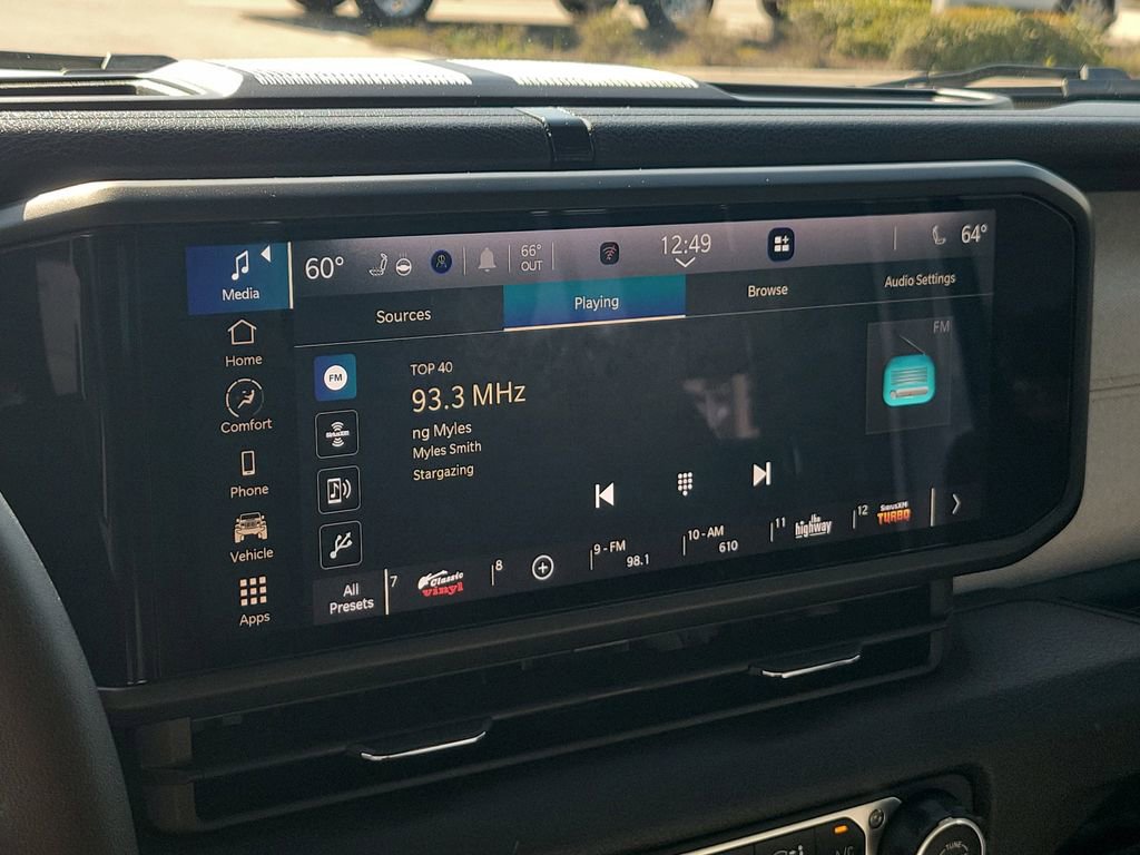 Used 2024 Jeep Wrangler Willys image 19