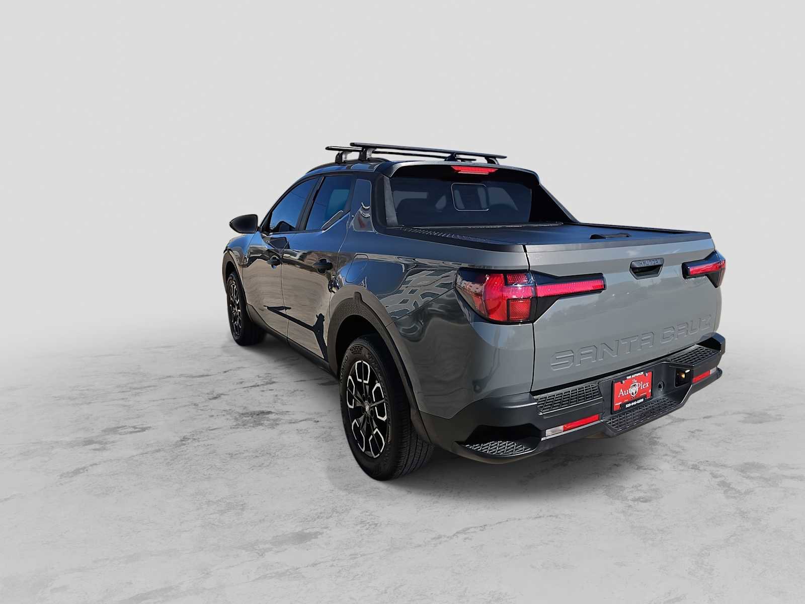 Used 2024 Hyundai Santa Cruz SEL w/ Activity Package image 6