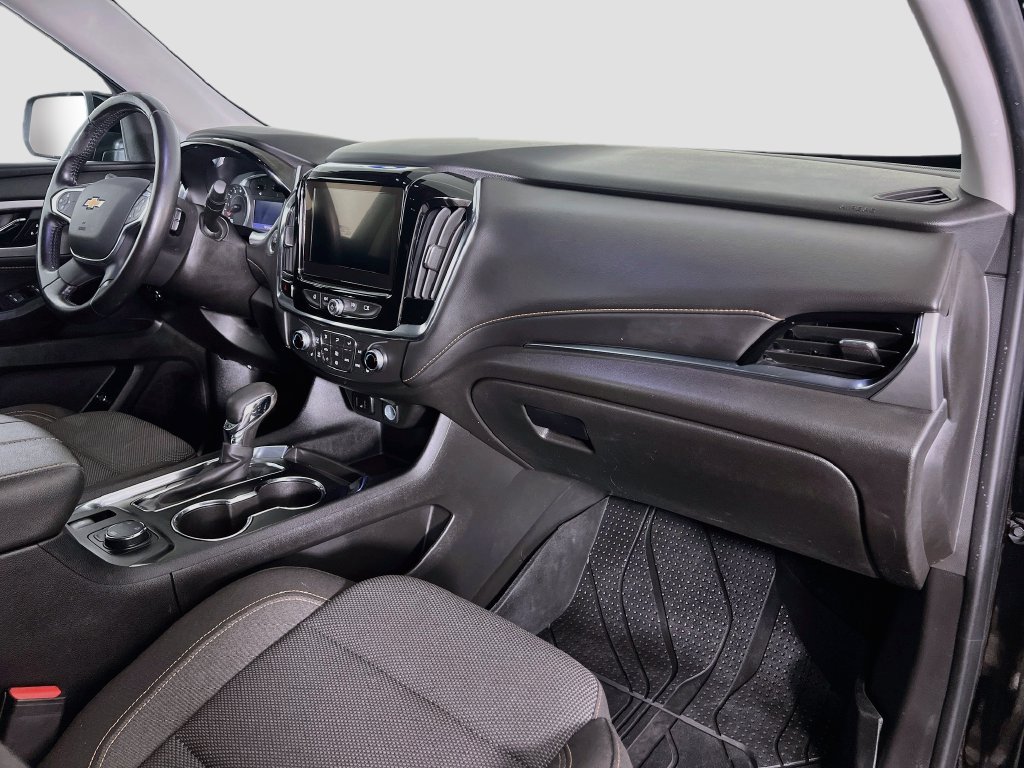 Used 2021 Chevrolet Traverse LT w/ LPO, Floor Liner Package AWD/4WD image 35