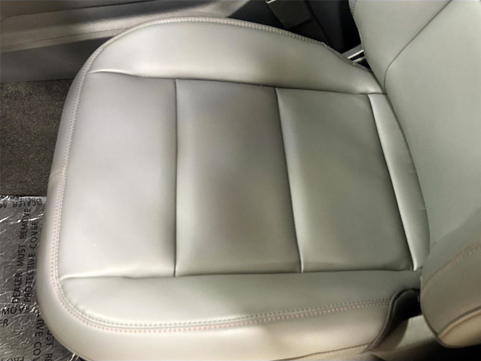 New 2026 Ford Explorer Active w/ Active Comfort Package image 18