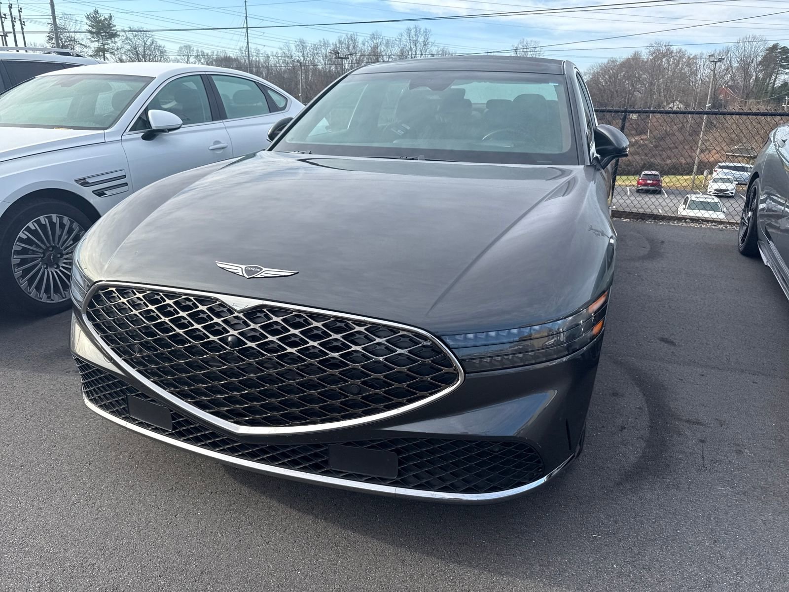 Used 2023 Genesis G90 3.5T image 3