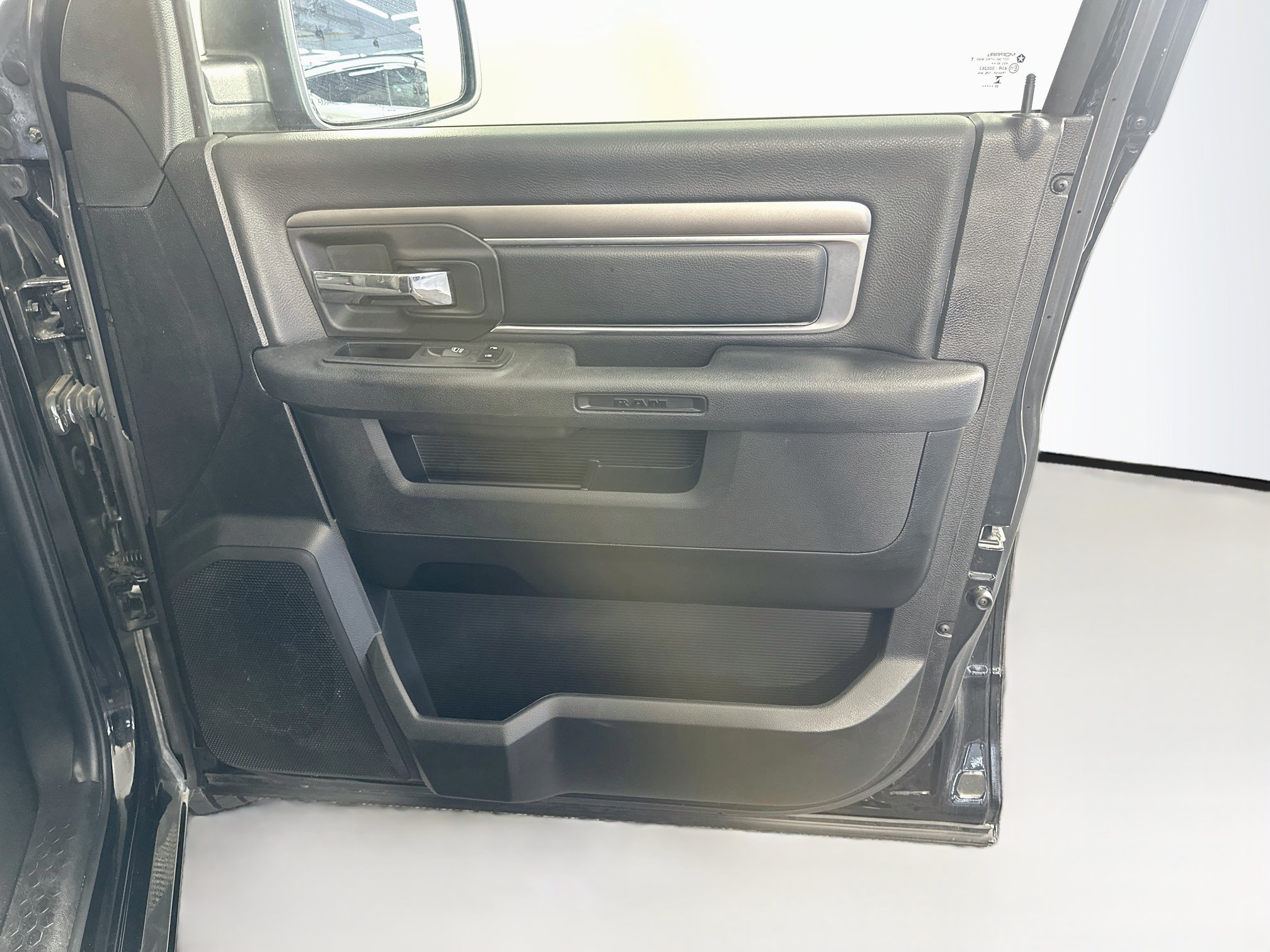 Used 2024 RAM 1500 Warlock AWD/4WD image 29