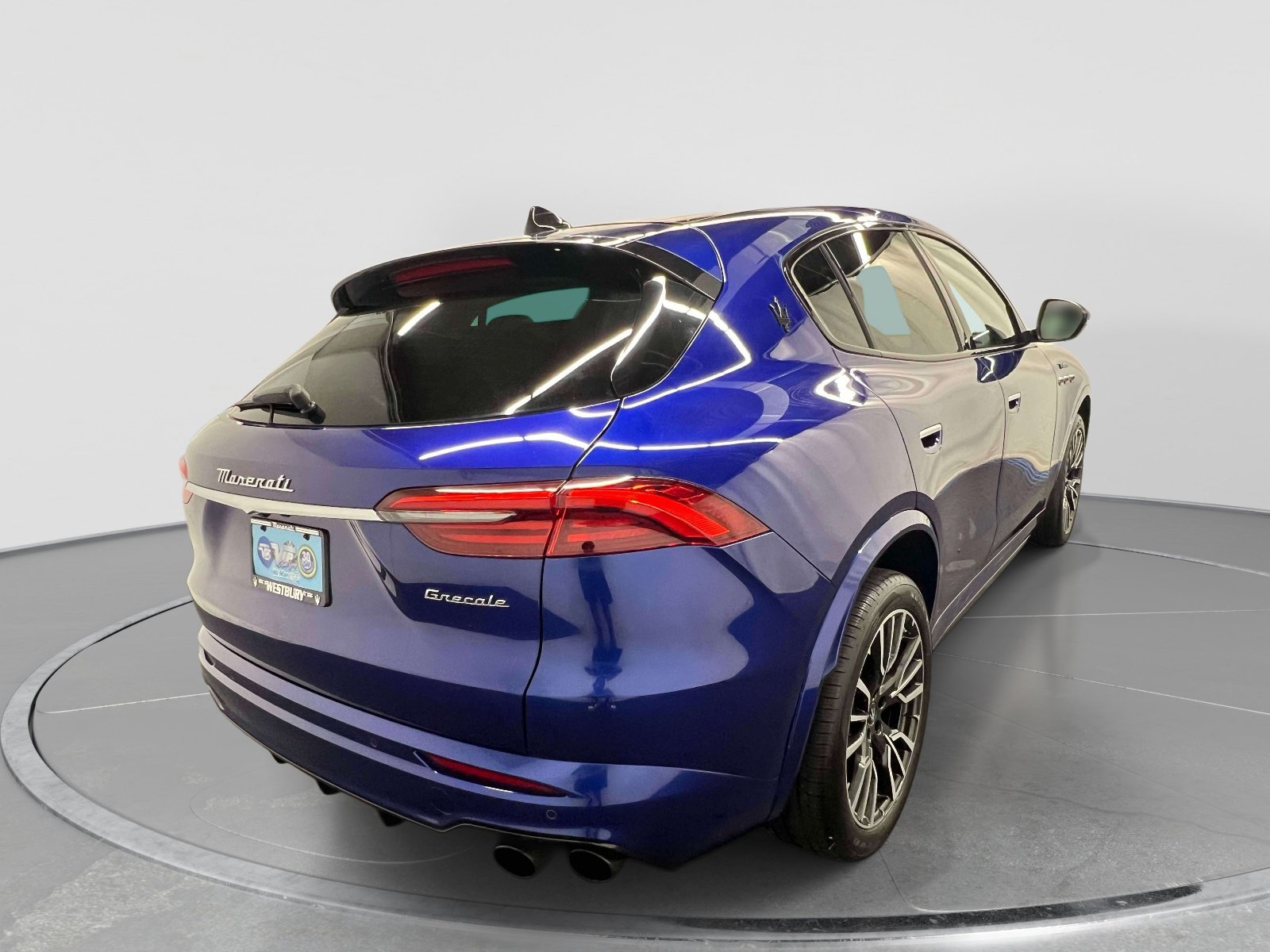 Used 2023 Maserati Grecale Modena AWD/4WD image 6
