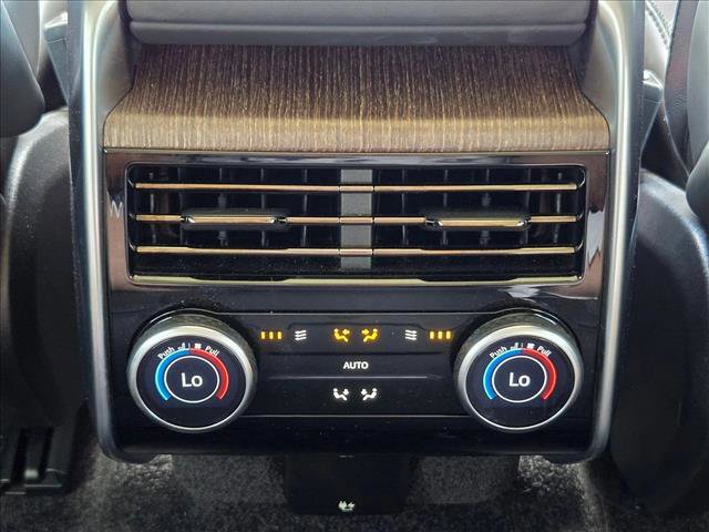 Certified 2023 Land Rover Range Rover Long Wheelbase SE image 18