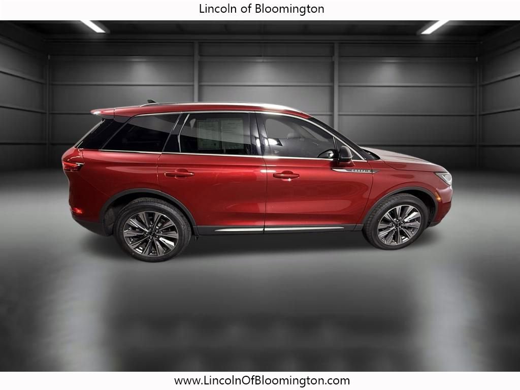 Certified 2022 Lincoln Corsair Reserve w/ Elements Package AWD/4WD image 9