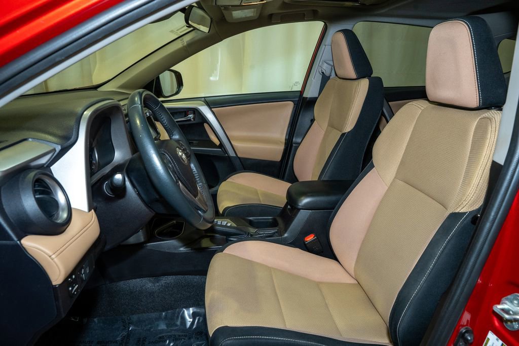 Used 2017 Toyota RAV4 XLE image 11