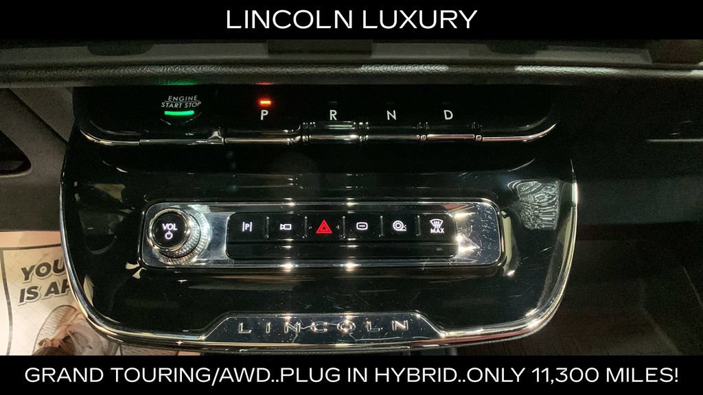 Used 2025 Lincoln Corsair Grand Touring w/ Towing Package AWD/4WD image 40