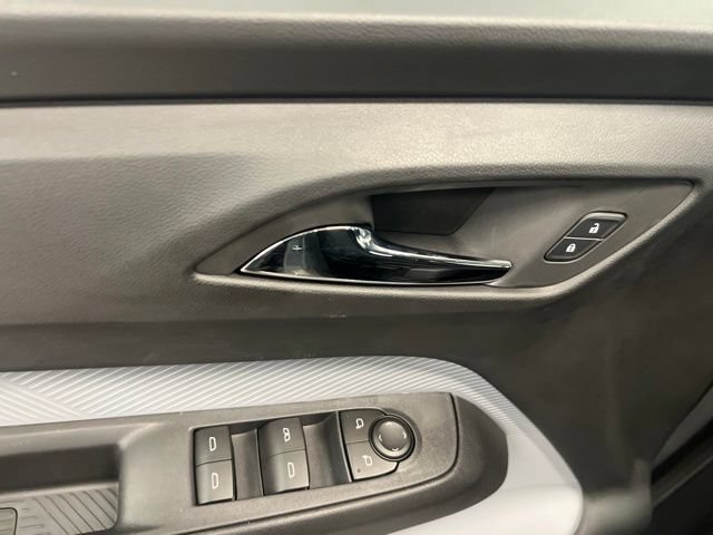New 2027 Chevrolet Bolt LT w/ Comfort Package FWD image 23