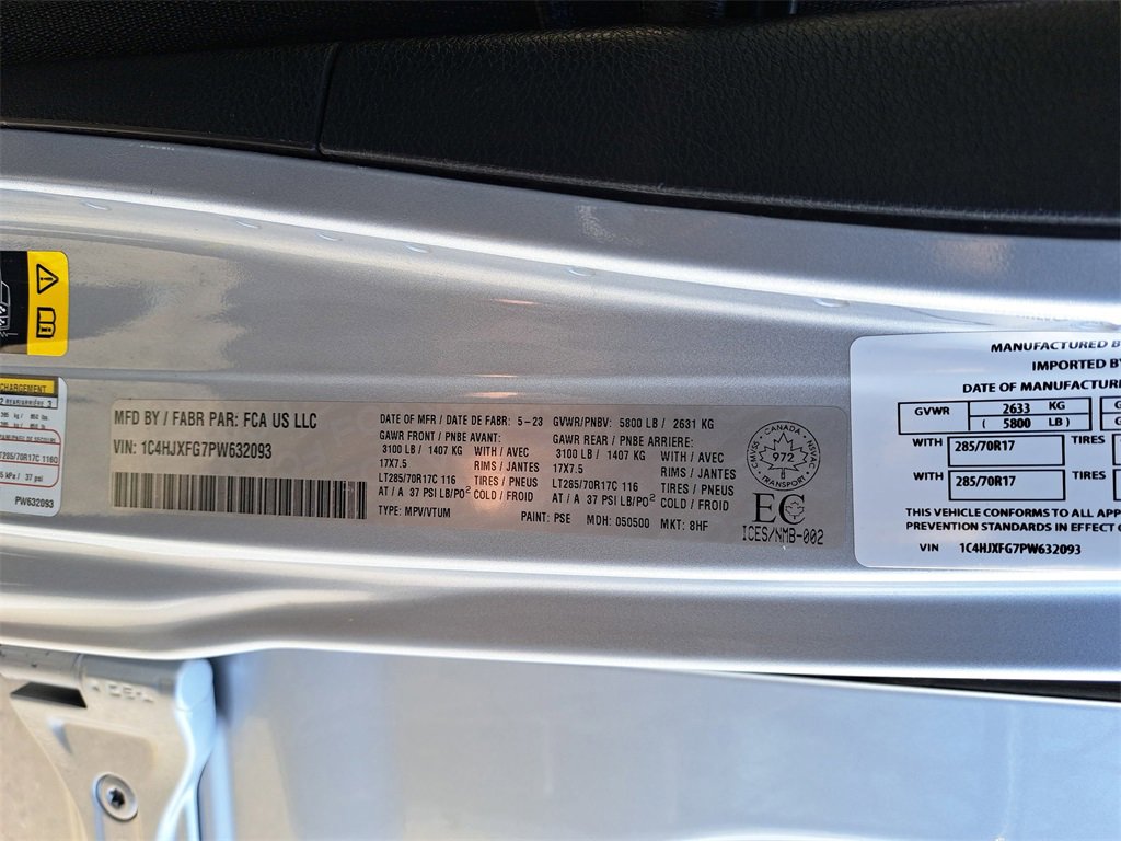 Used 2023 Jeep Wrangler Unlimited Rubicon w/ Cold Weather Group image 29