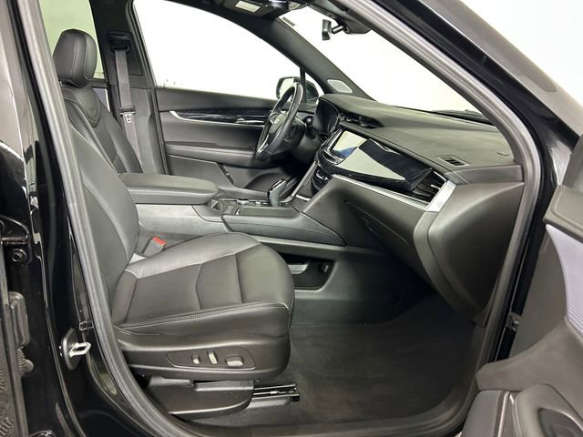 Certified 2024 Cadillac XT6 Premium Luxury image 28