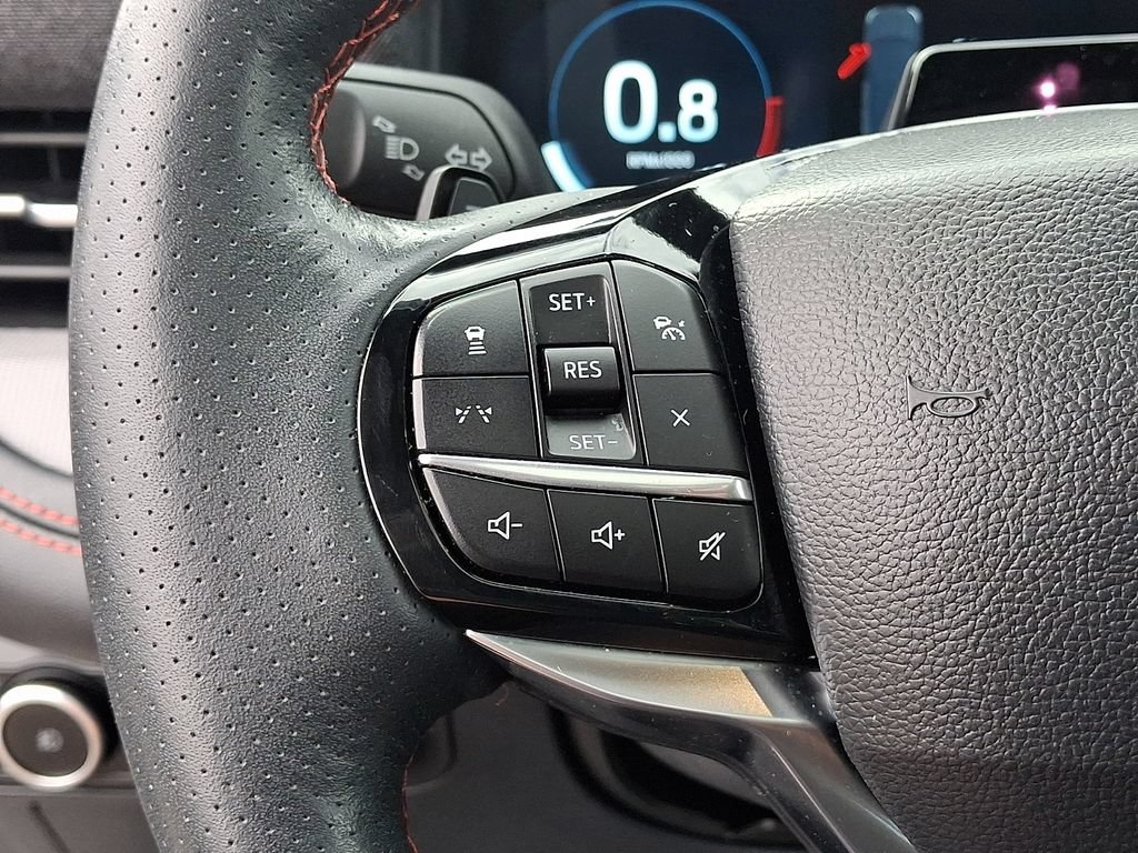 Used 2025 Ford Explorer ST AWD/4WD image 24