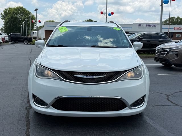 Used 2019 Chrysler Pacifica Touring-L FWD image 8