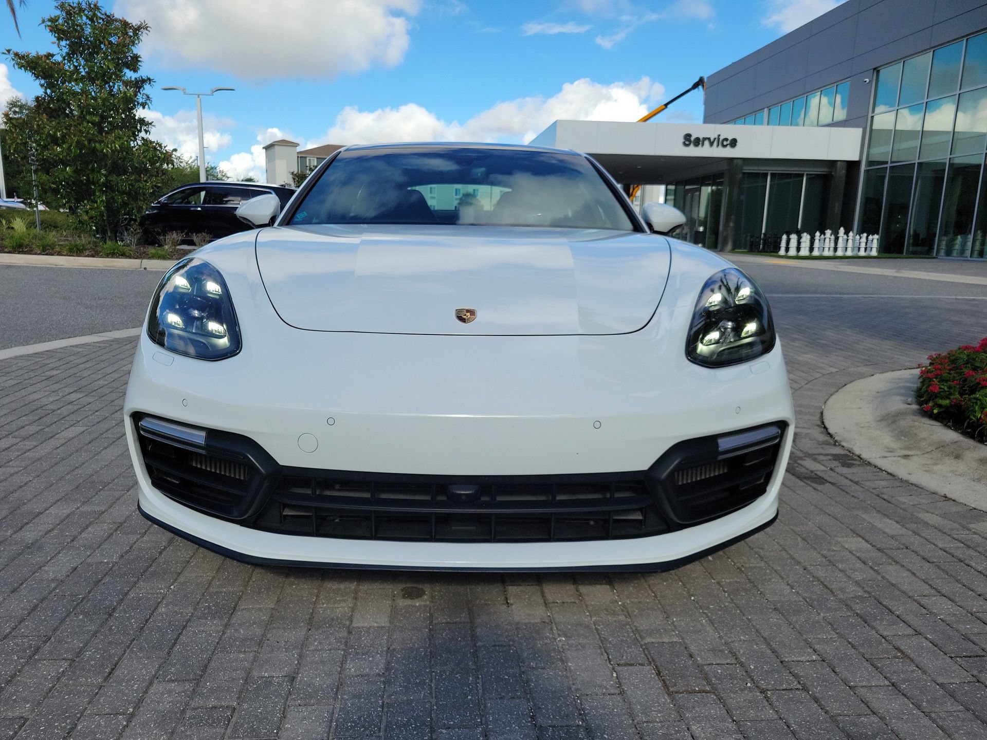 Used 2019 Porsche Panamera GTS AWD/4WD image 8