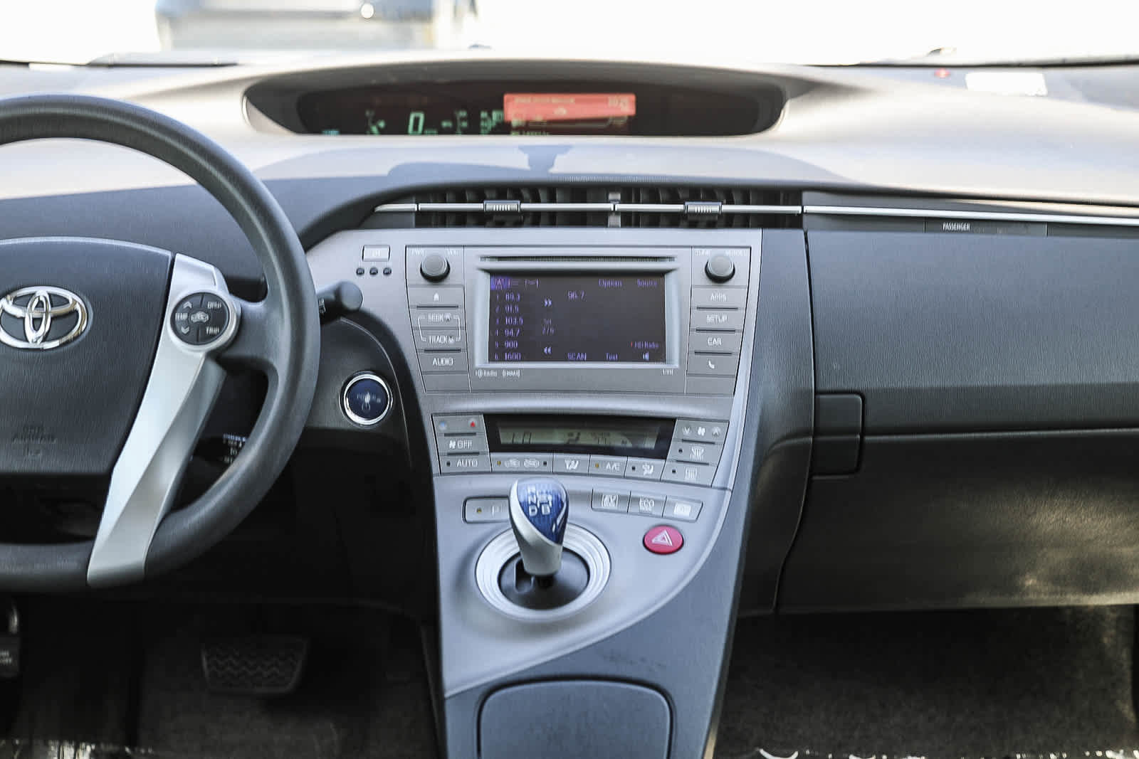 Used 2013 Toyota Prius Three w/ Solar Roof Pkg FWD image 13