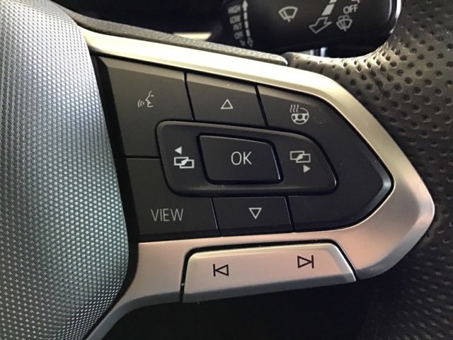 Used 2021 Volkswagen Atlas SEL Premium image 25