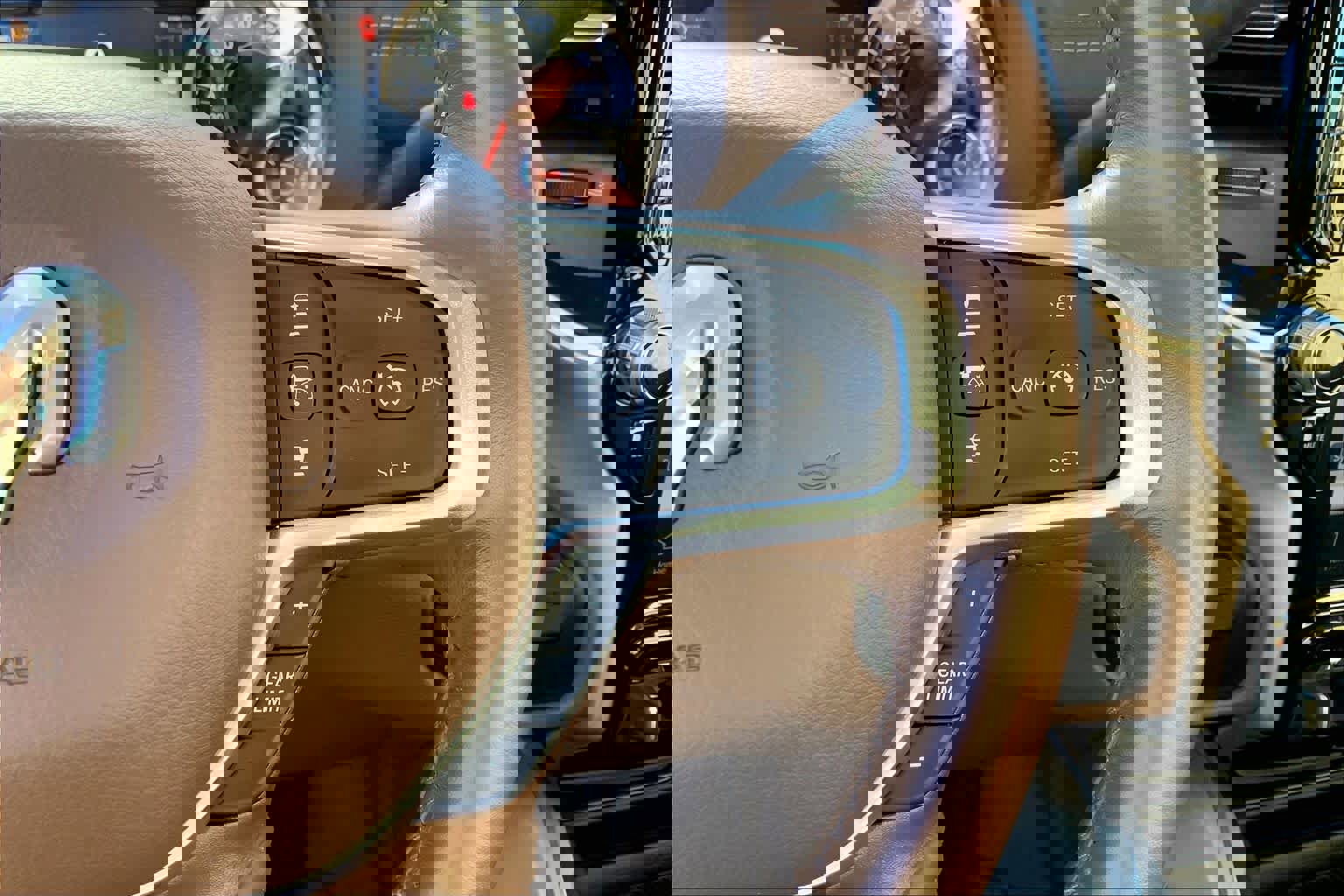 Used 2023 RAM 3500 Laramie image 23