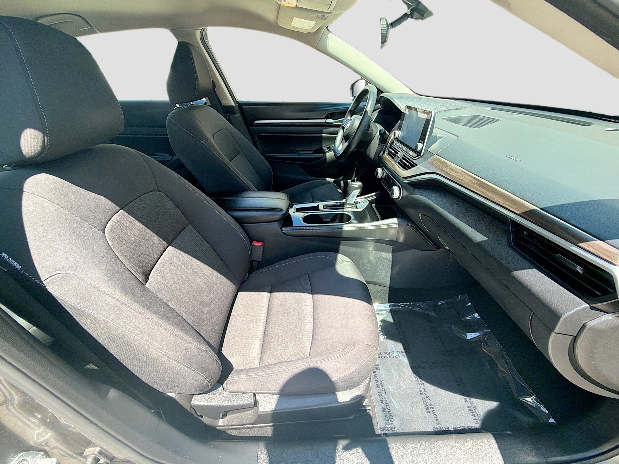Used 2023 Nissan Altima 2.5 SV FWD image 28