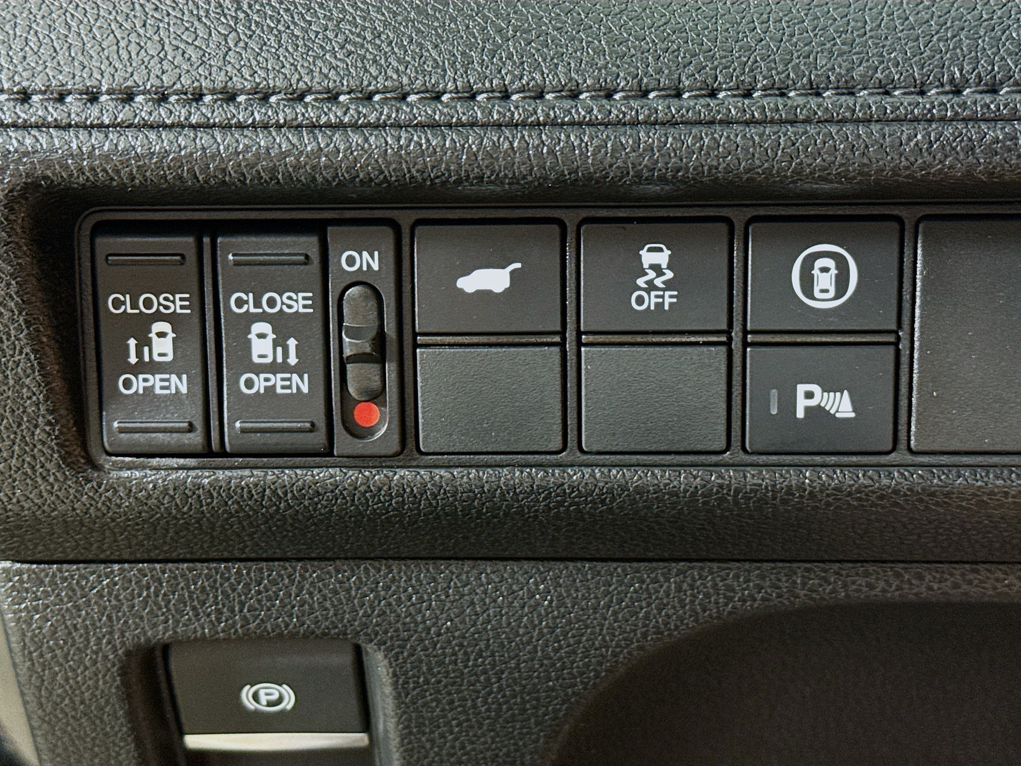 Used 2023 Honda Odyssey Touring image 9