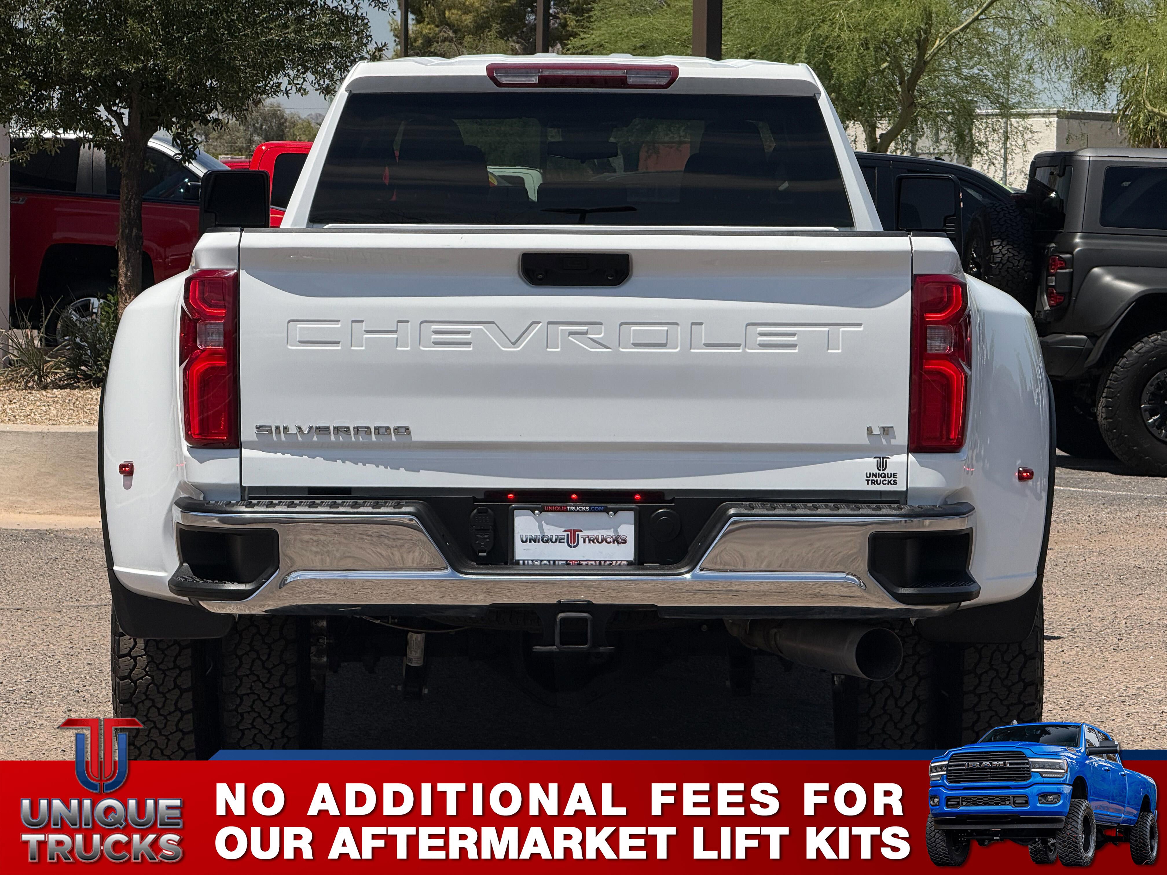 Used 2024 Chevrolet Silverado 3500 LT AWD/4WD image 7